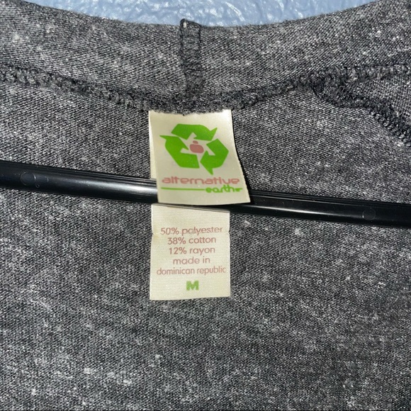 Alternative Earth women’s hoodie shirt with pockets size Medium heather gray … - Picture 3 of 6